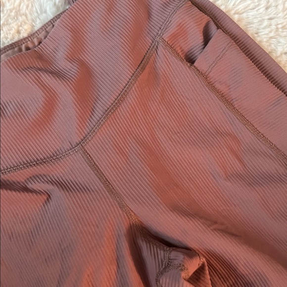 Old navy high rise ribbed leggings - Picture 2 of 5